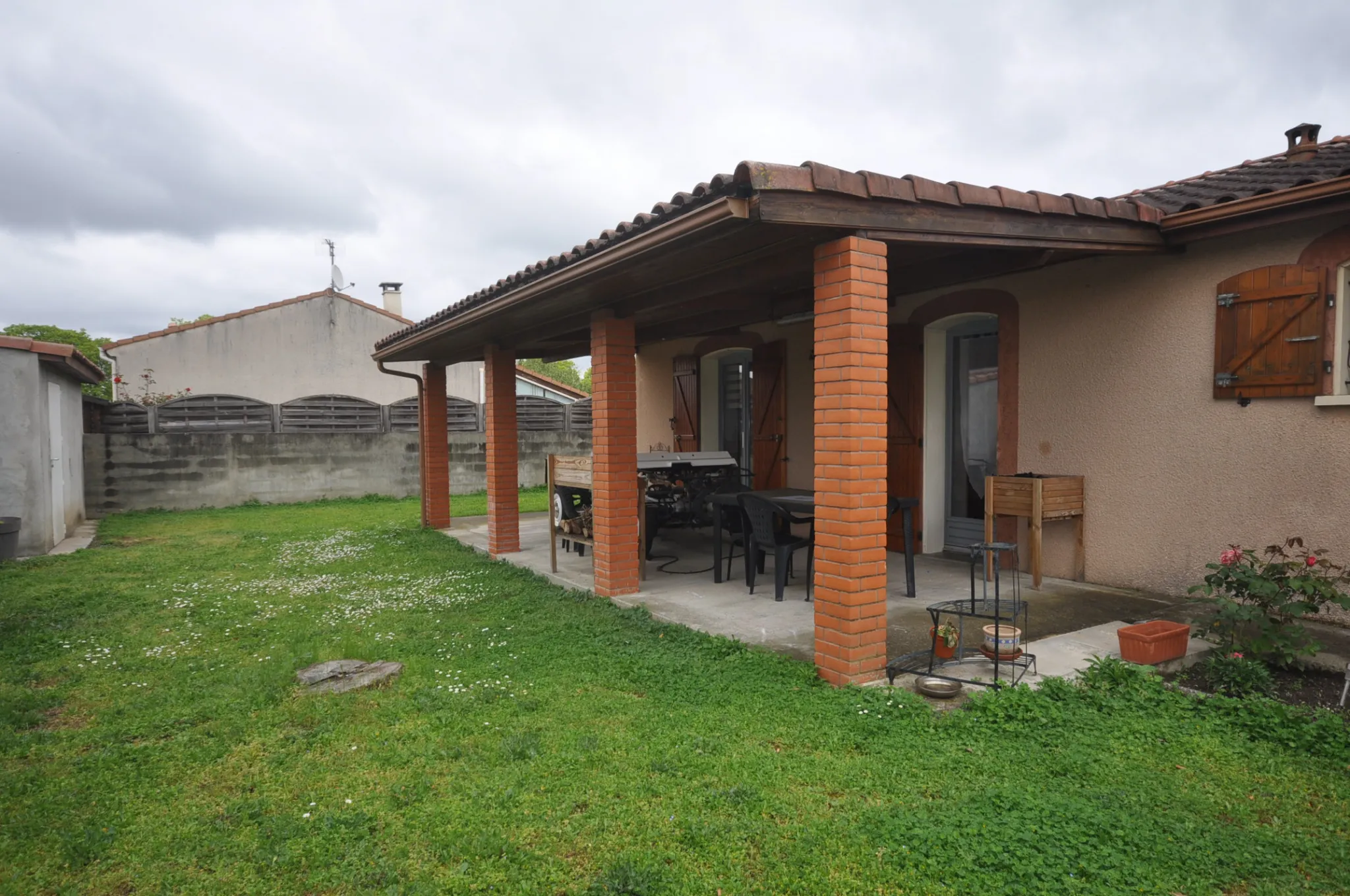 Maison de plain-pied à Muret - 85 m² avec garage et terrain 