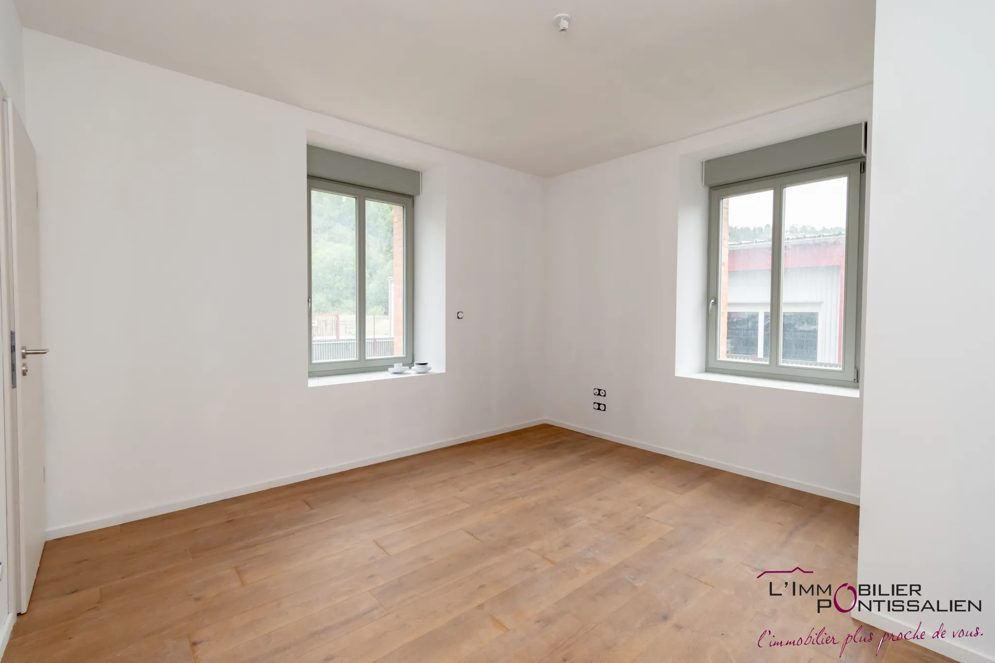 Appartement neuf de type 2 à La Cluse et Mijoux avec jardin 