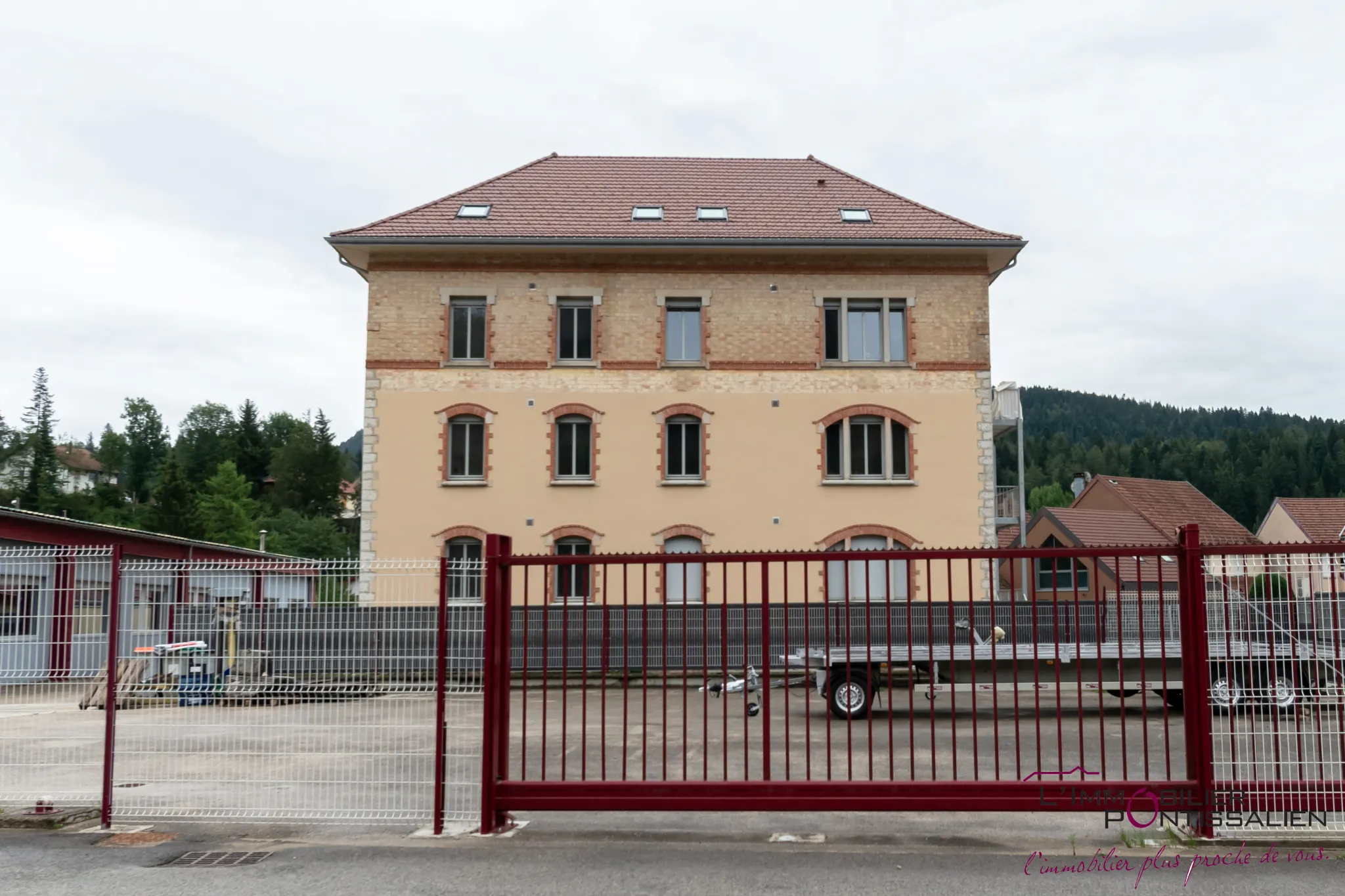 Appartement neuf de type 2 à La Cluse et Mijoux avec jardin 