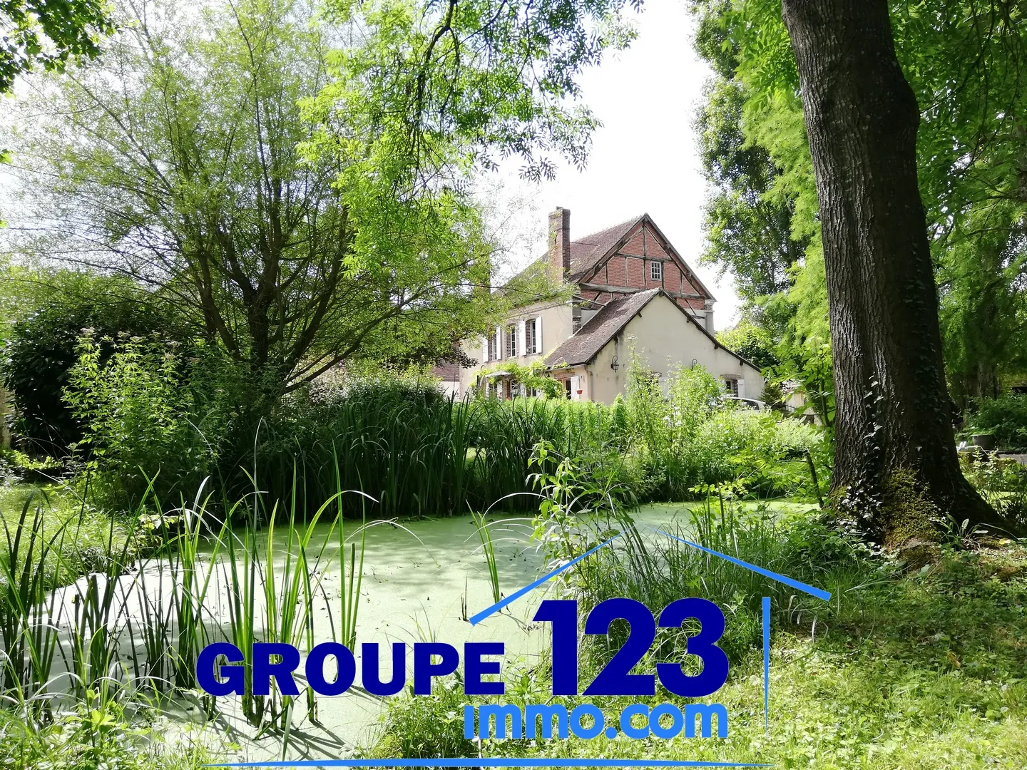 Vente de 2 maisons avec jardin à La Ferté-Loupière 