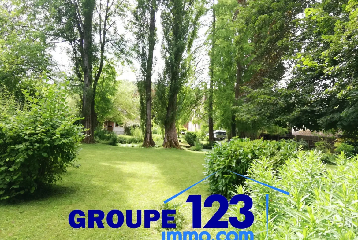 Vente de 2 maisons avec jardin à La Ferté-Loupière 