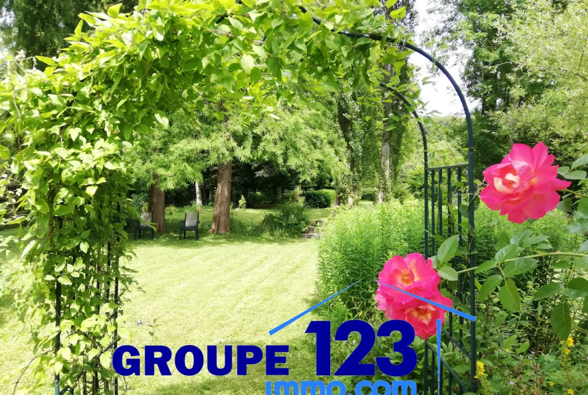 Vente de 2 maisons avec jardin à La Ferté-Loupière 