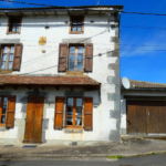 Maison en Pierre à Aurillac - 4 Chambres sur Terrain Arboré