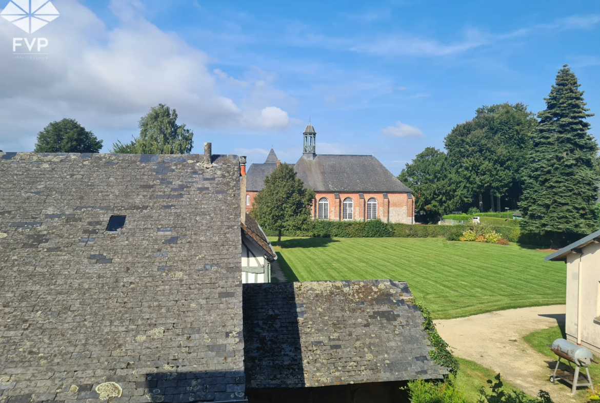 Maison en briques à rénover au centre de Luneray 