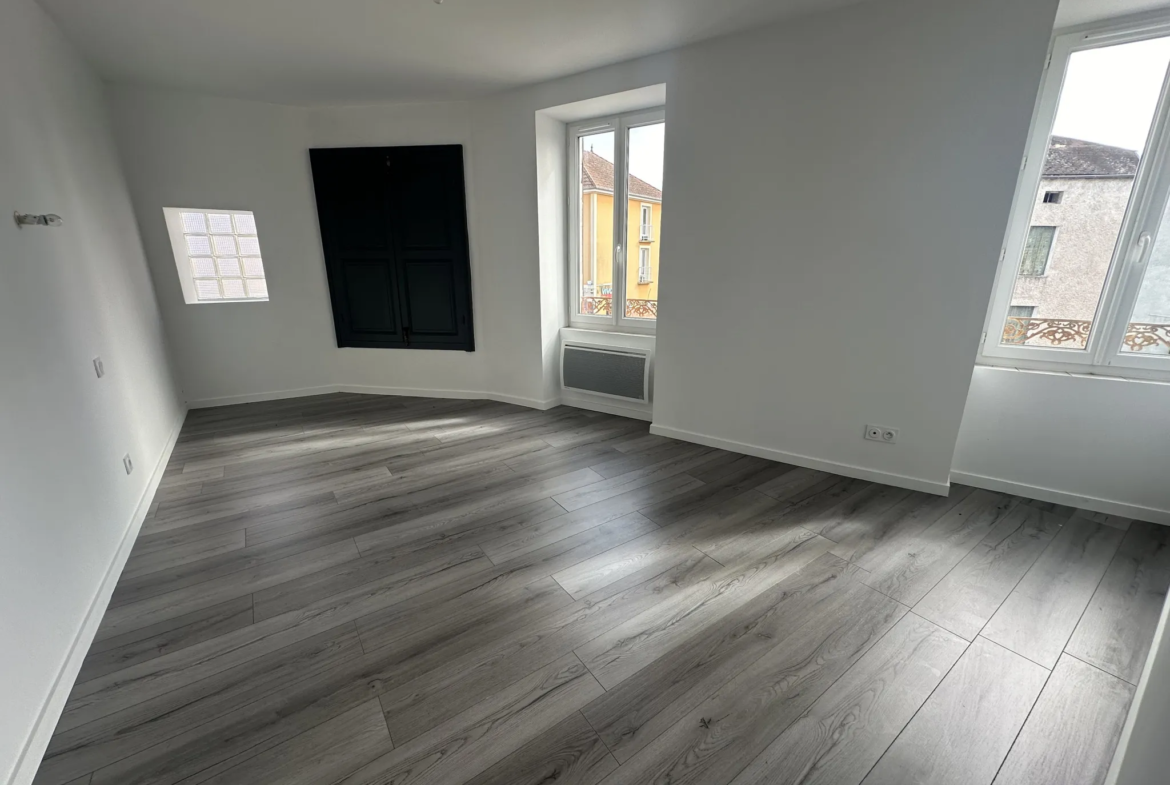 Maison de ville à Bourg du Vernet - 109 m² avec 3 chambres 