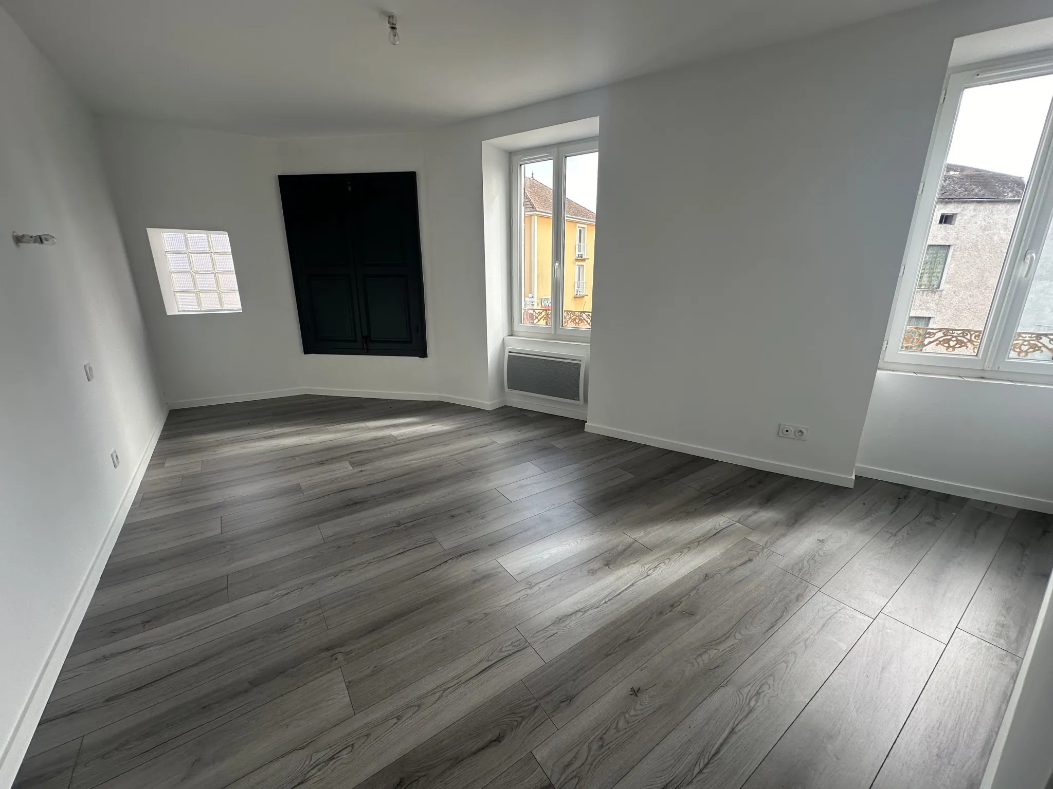 Maison de ville à Bourg du Vernet - 109 m² avec 3 chambres 