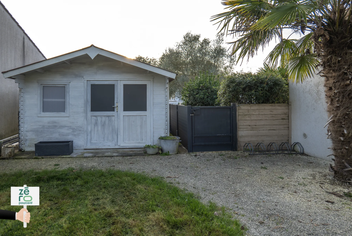 Plain-pied à Aubigny-Les Clouzeaux avec 4 chambres et terrain de 1020 m² 