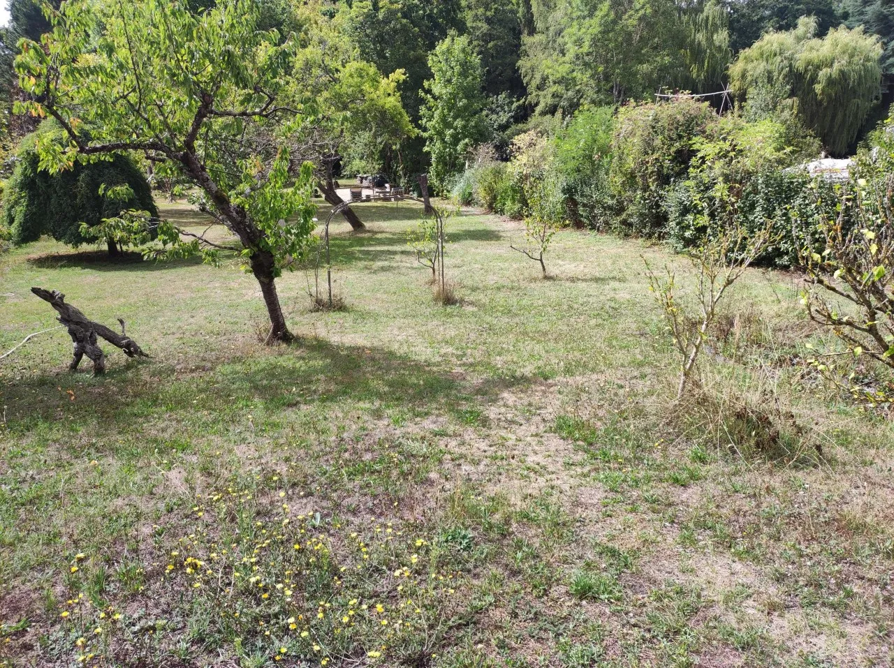 Terrain à bâtir de 700 m² près de Dourdan 