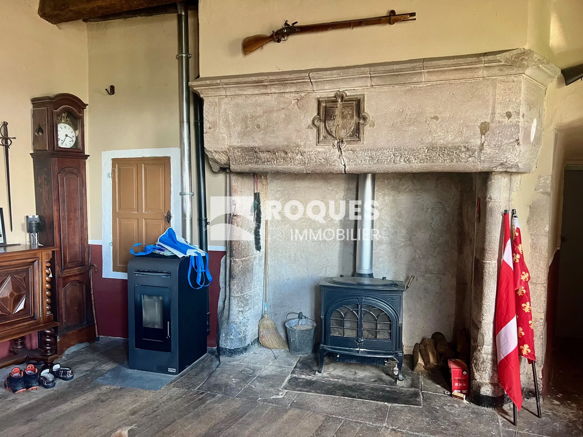 Château de la Commanderie hospitalière du XVème siècle à Martrin 