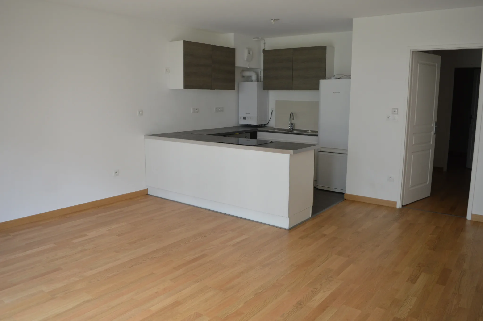 Appartement Type 3 avec Jardin et Parking à Reims 