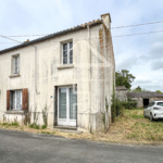 Maison à rénover de 70 m² avec jardin dans le hameau des Buzinières à Geneston