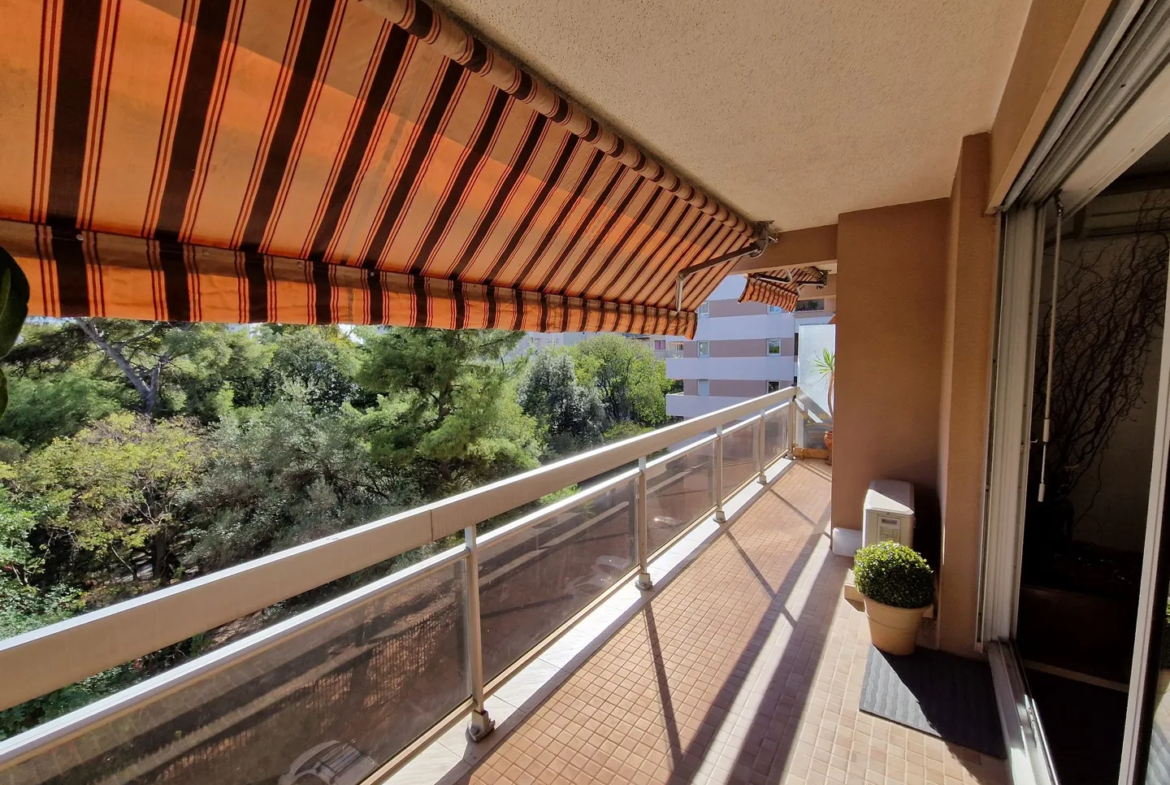 T4 de 89 m² avec Terrasse Sud et Parking à Toulon Est 