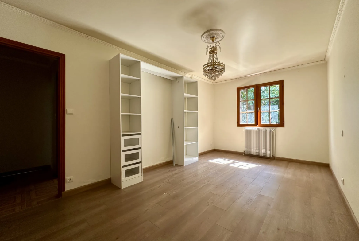 Maison de plain-pied à Cournon d'Auvergne - 118 m², 3 chambres 