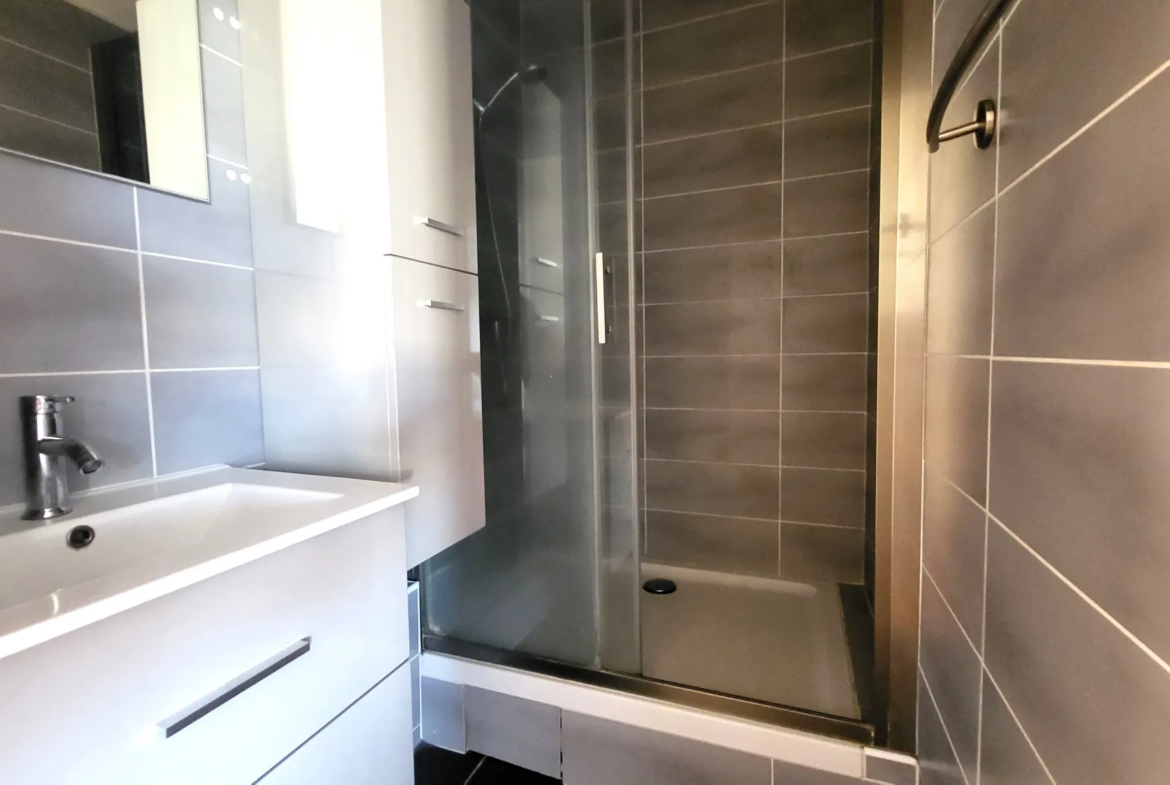 À vendre : T4 lumineux à Clermont-Ferrand, Vallière-Salins 