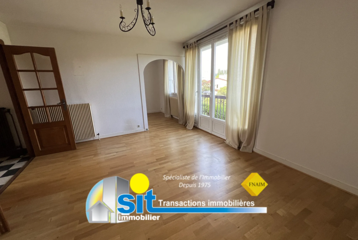 À vendre : Appartement type IV à Pont-Evêque (38780) 