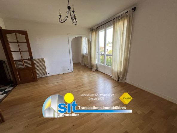 À vendre : Appartement type IV à Pont-Evêque (38780)