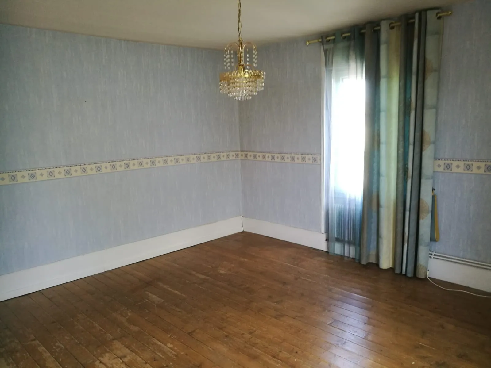 Maison spacieuse de 109 m² à Courtomer – 3 chambres 