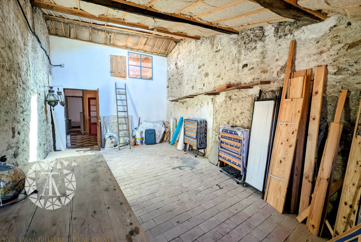 Maison de caractère à vendre à Montesquieu des Albères 