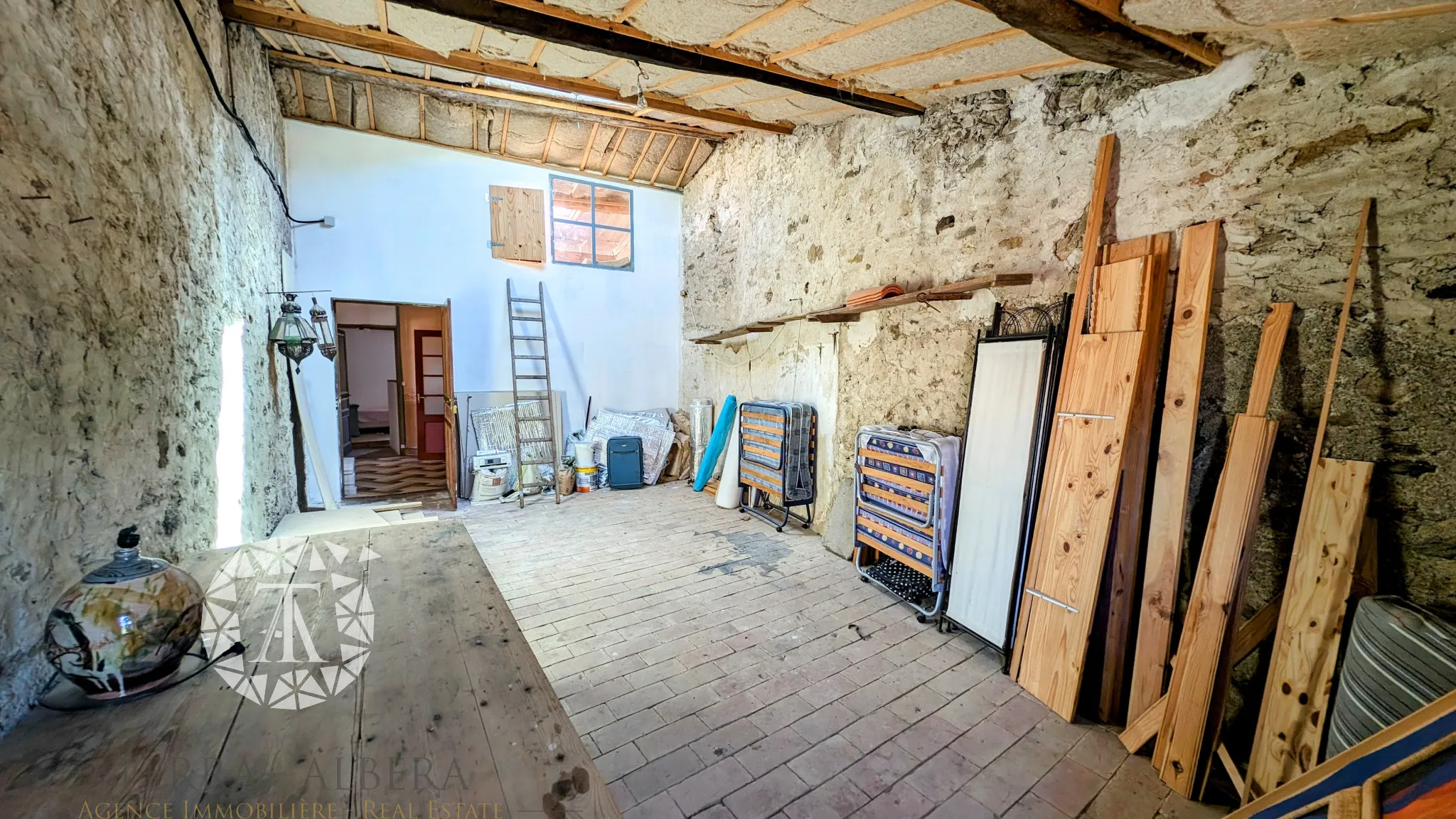 Maison de caractère à vendre à Montesquieu des Albères 