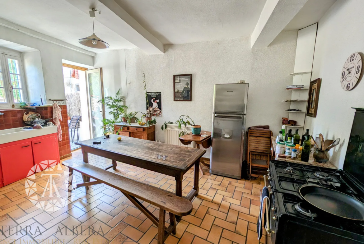 Maison de caractère à vendre à Montesquieu des Albères 