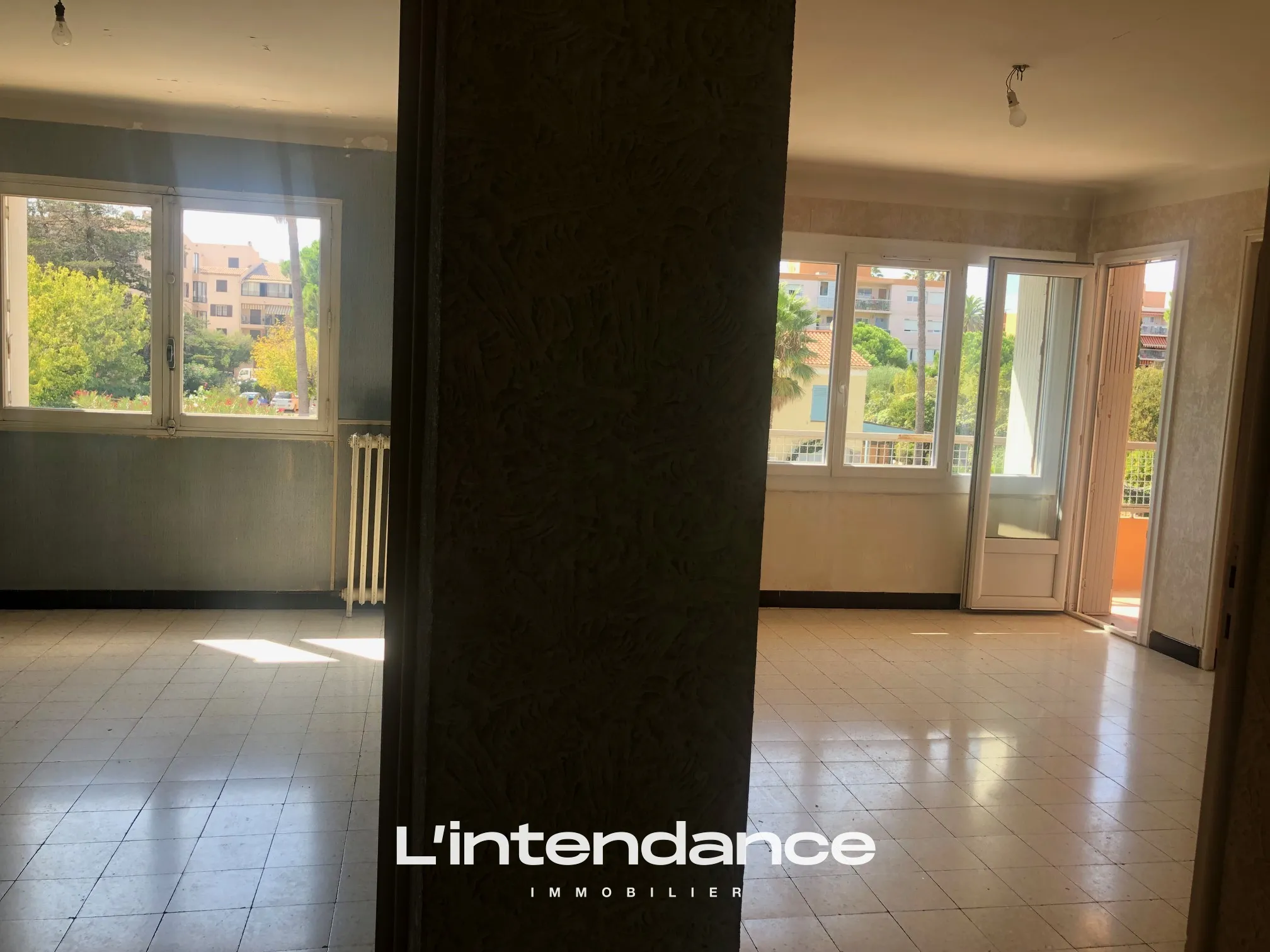 Vente Appartement 4 pièces à Hyères - Près du Centre-Ville 