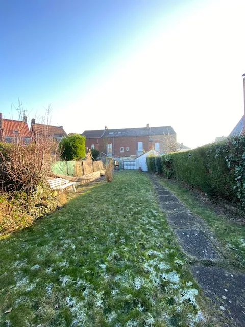 Maison à vendre à Maubeuge – 4 chambres, agréable espace extérieur 