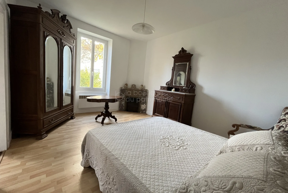 Maison de 170 m² à vendre à Langon - 46 km de Bordeaux 