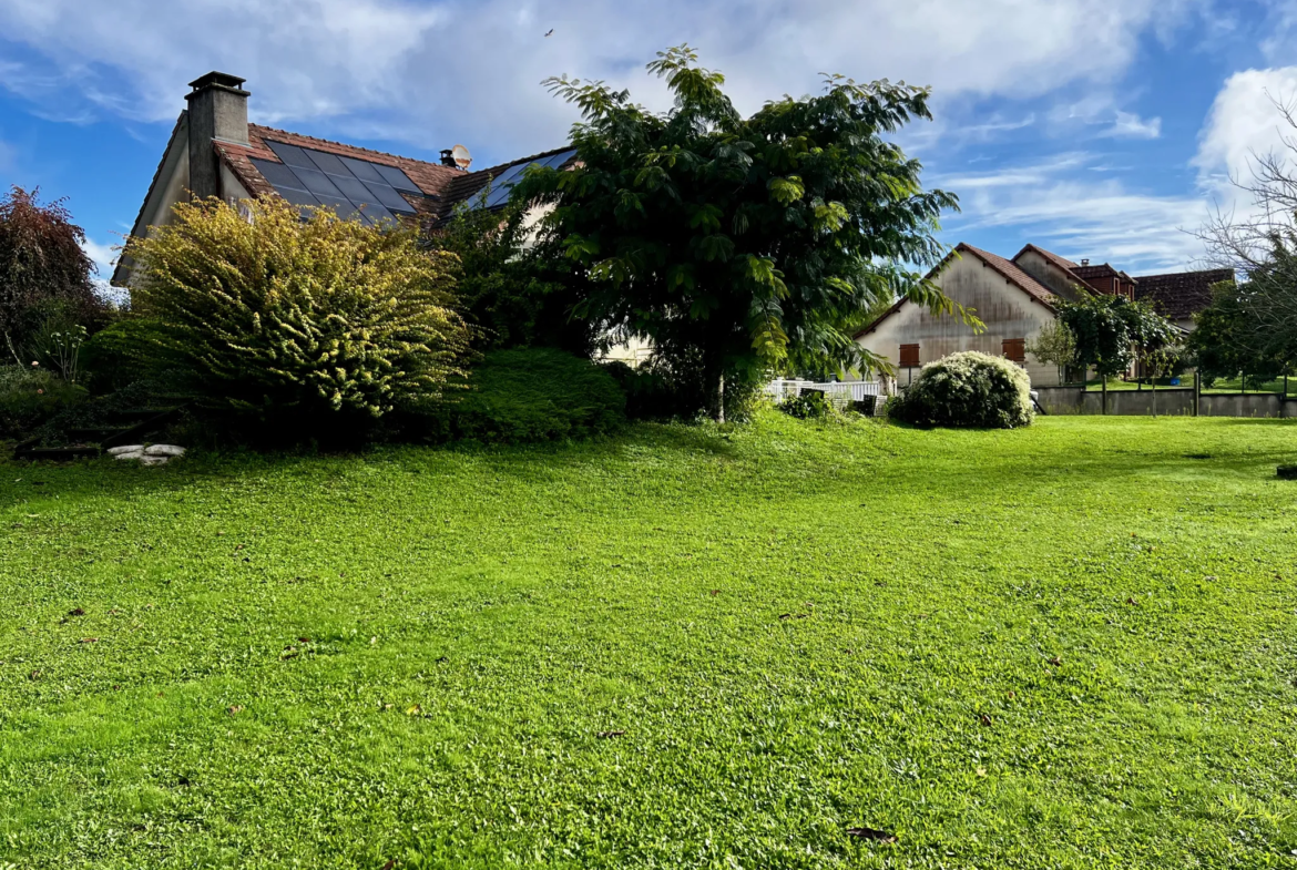 À vendre : Charmante maison à ST-HILAIRE PEYROUX 