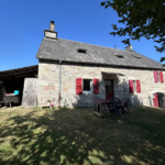 Maison à Grandsaigne en Corrèze - Rénovée avec Grand Terrain