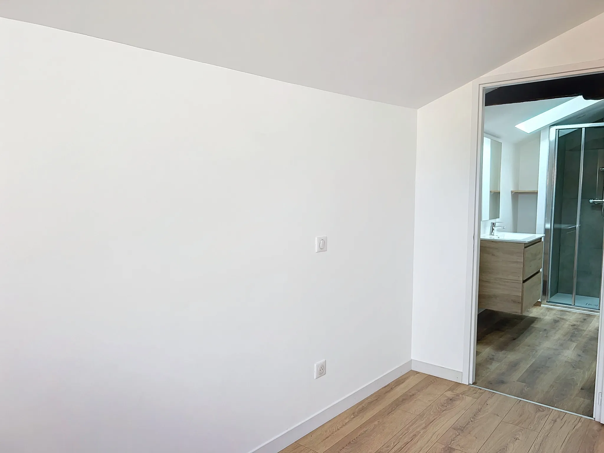 À vendre : Appartement T2 entièrement rénové au cœur de Villefranche 