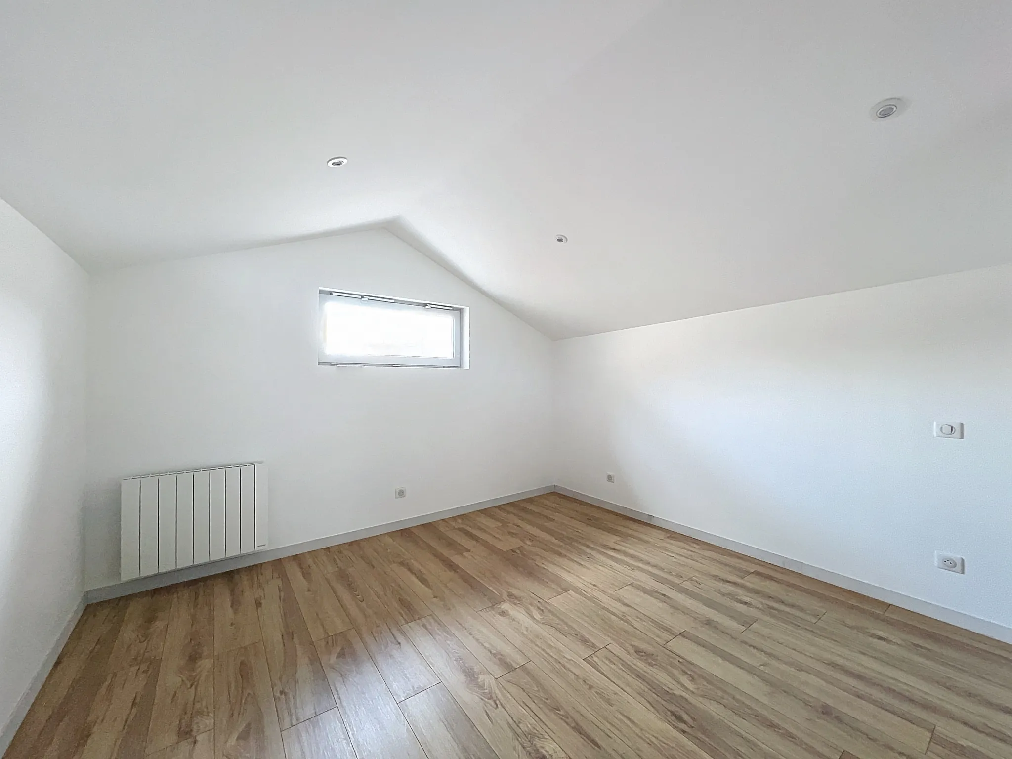 À vendre : Appartement T2 entièrement rénové au cœur de Villefranche 