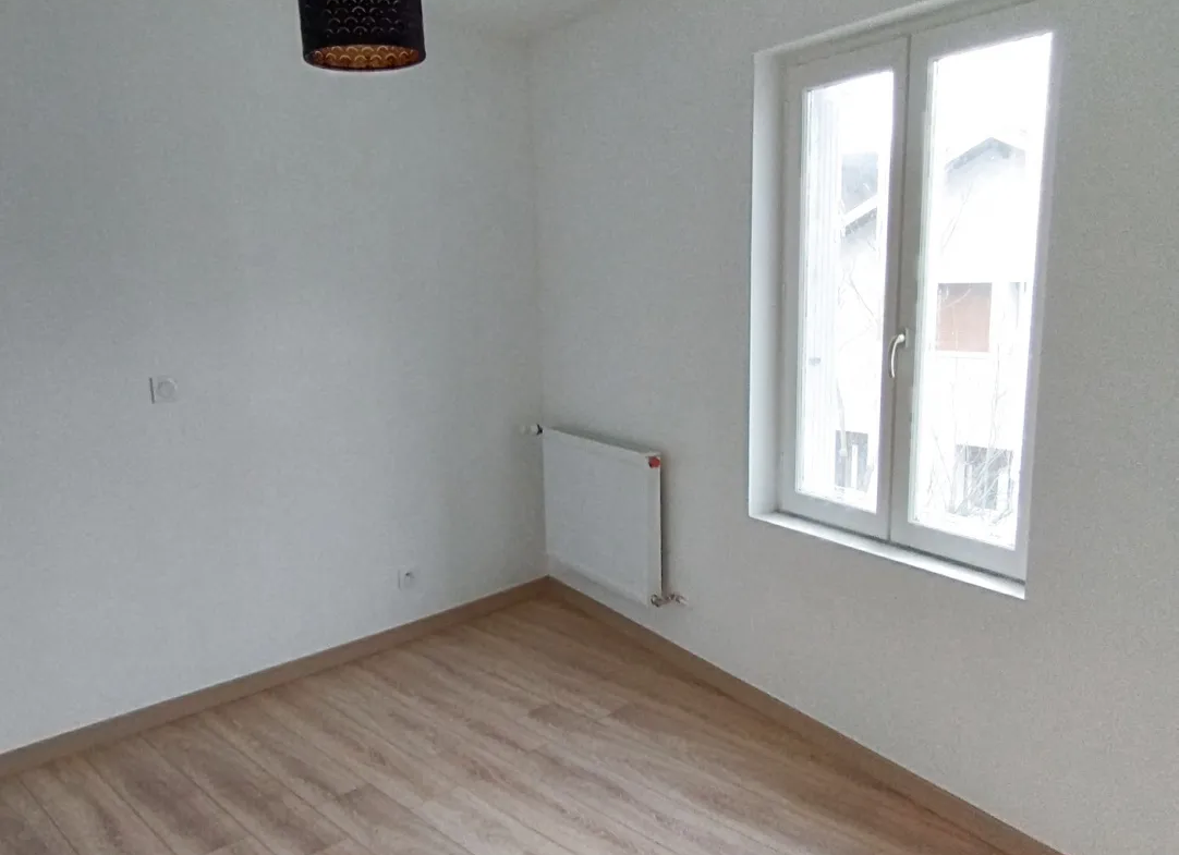 Vente Appartement 3 Chambres à Unieux - Rénovation Haut de Gamme 