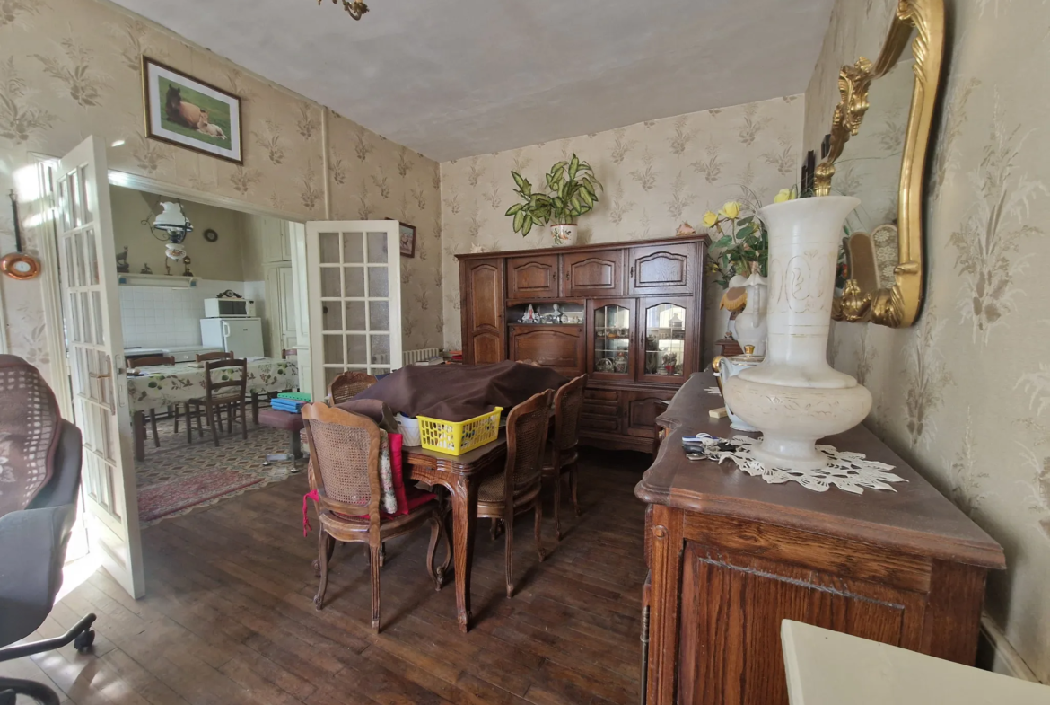 Charmante maison à vendre à Arnac Pompadour - 3 chambres, 900 m² 