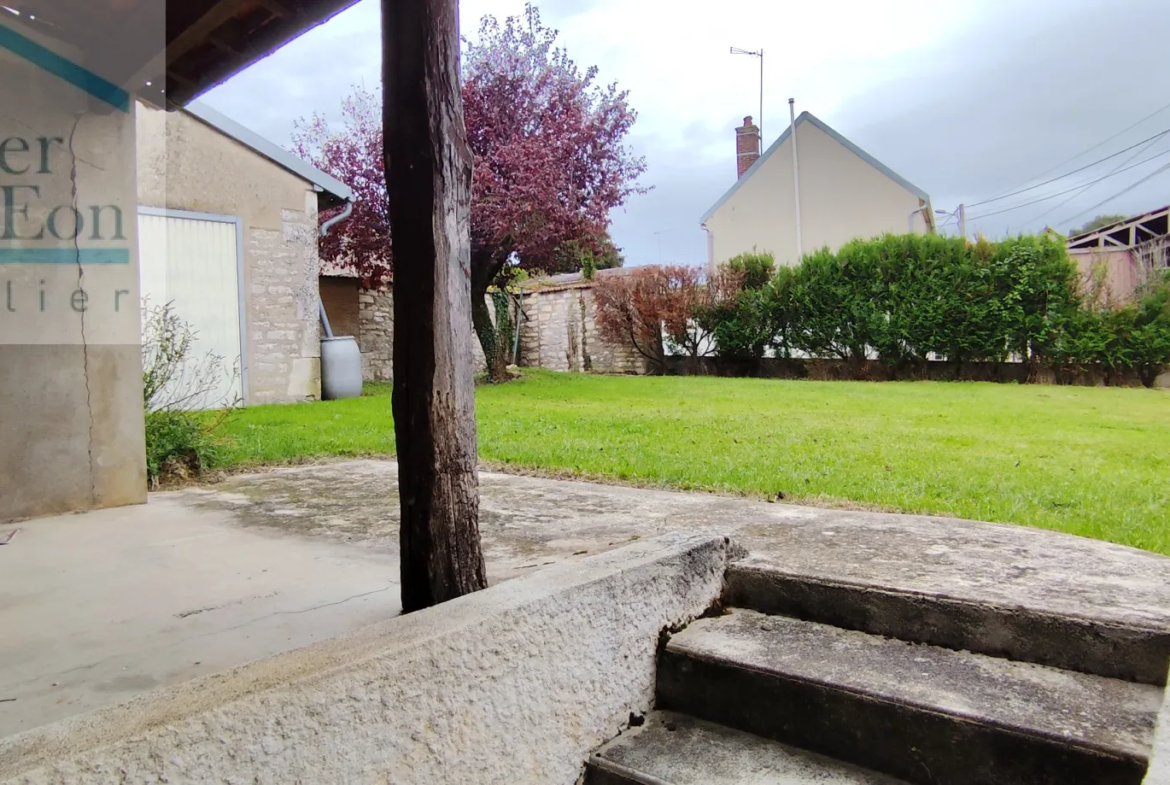 Maison de village T4 à Tissey avec jardin et garage 