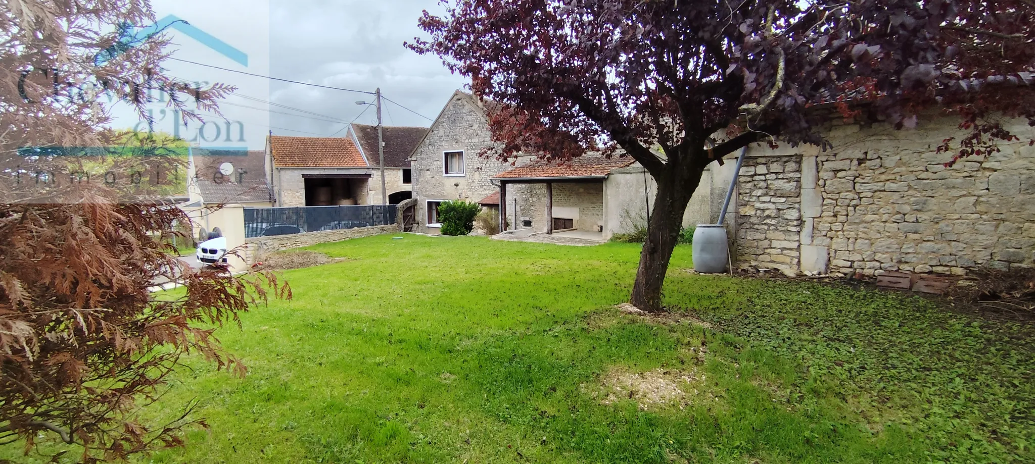 Maison de village T4 à Tissey avec jardin et garage 