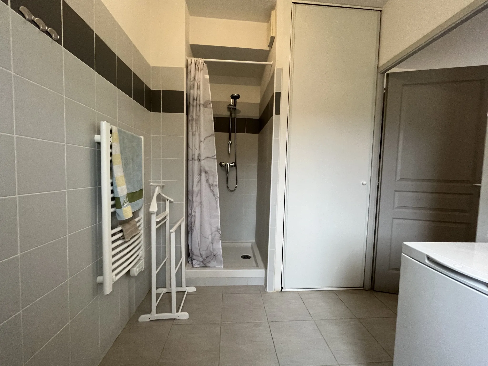 À vendre : Appartement T2 meublé avec jardin à Narbonne 