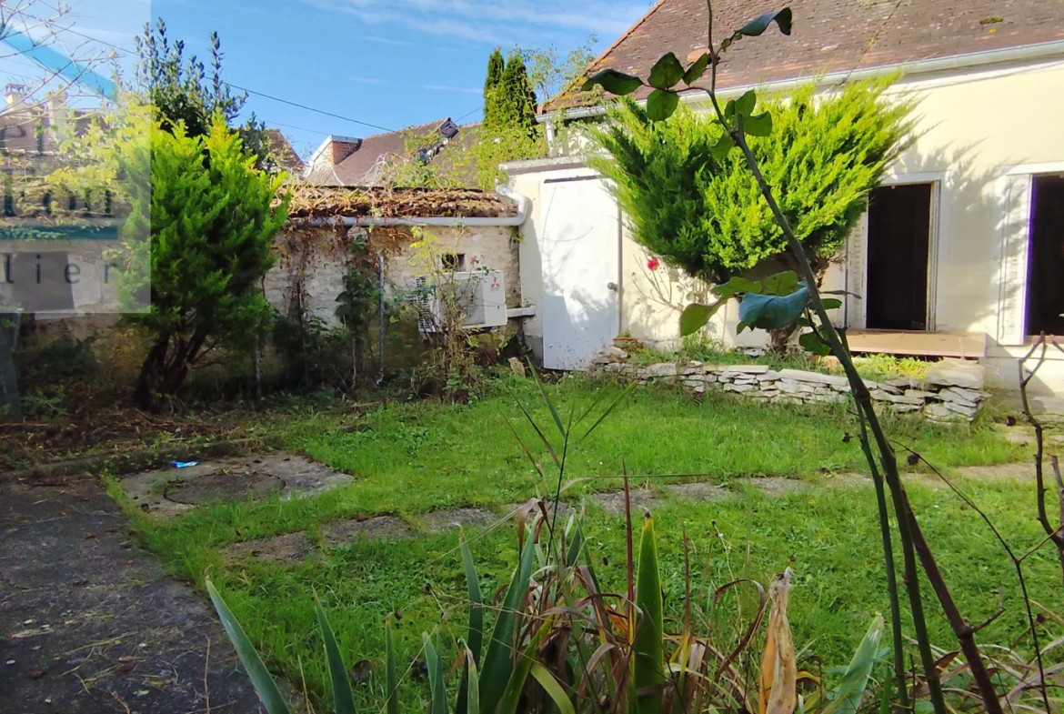 Maison de village à Rugny proche de Tanlay à vendre 