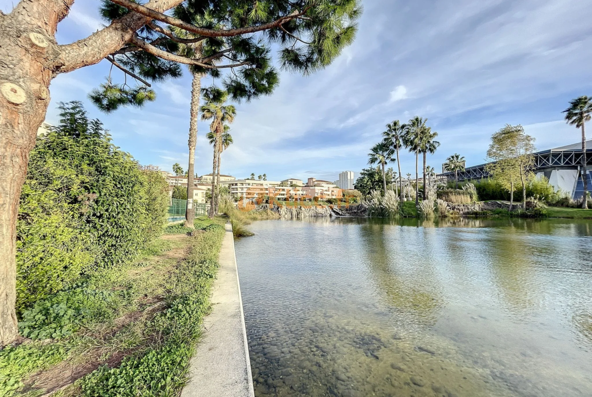 Appartement T2 rénové avec jardin à Le Cannet Aubarède 