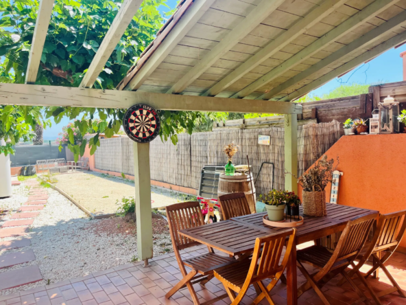 Maison 3 chambres à Villeneuve-De-La-Raho avec jardin et garage