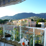 Studio-Cabine avec Terrasse, Cave et Garage au Centre-Ville de Cavalaire sur mer