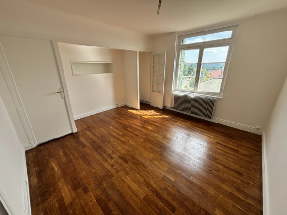 Maison familiale lumineuse à vendre à Cusset - 178 m²