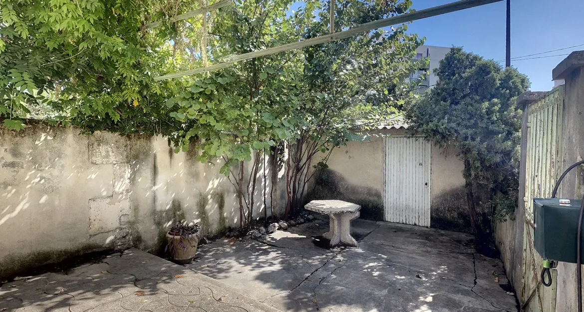 À vendre: Maison de caractère à Avignon, quartier Arrousaire 