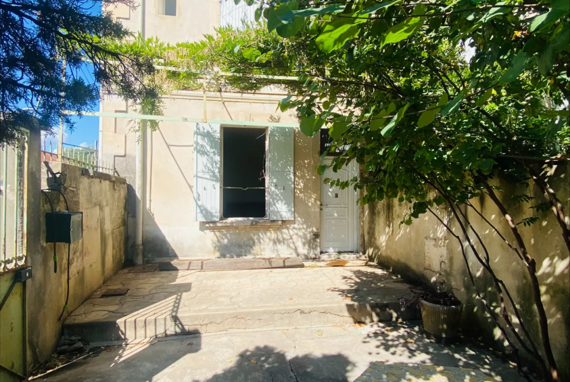 À vendre: Maison de caractère à Avignon, quartier Arrousaire 