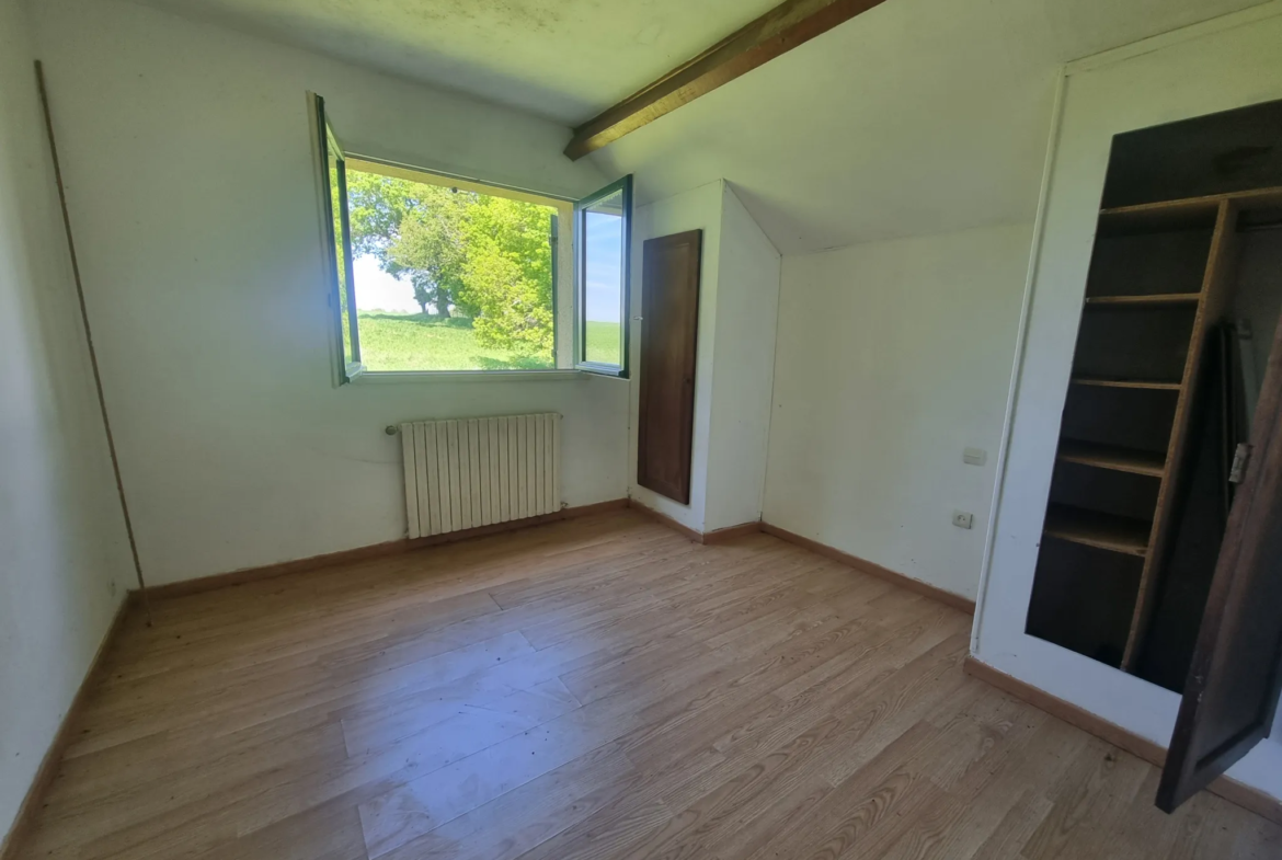 Maison de 133,88 m² à vendre à Mieuxce, Alençon 