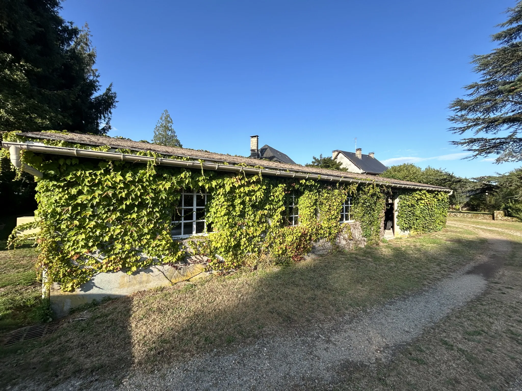 Maison rénovée à vendre à Eyrein en Corrèze 