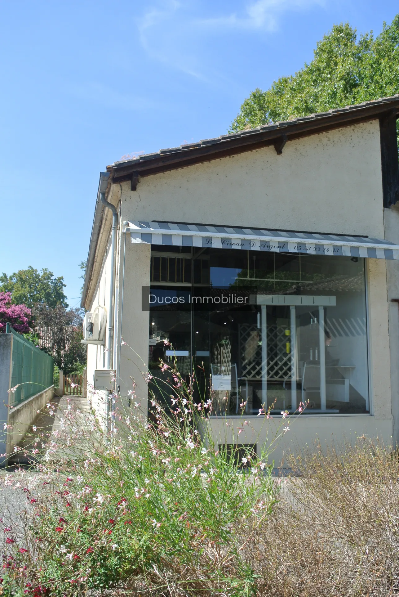 Local commercial à Fourques-sur-Garonne - 57 m² 