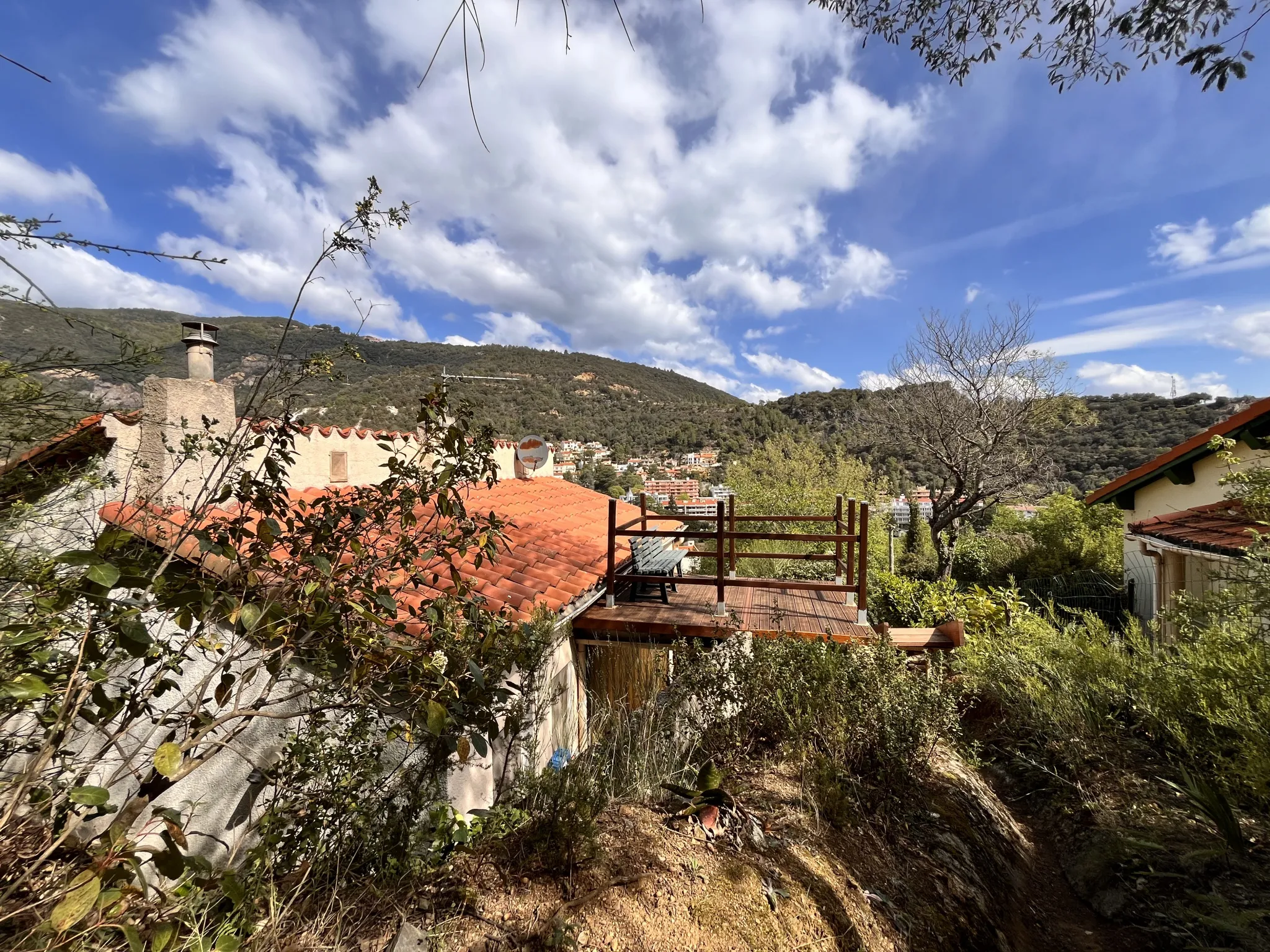 Maison 4 faces avec superbe vue à Amélie-les-Bains 