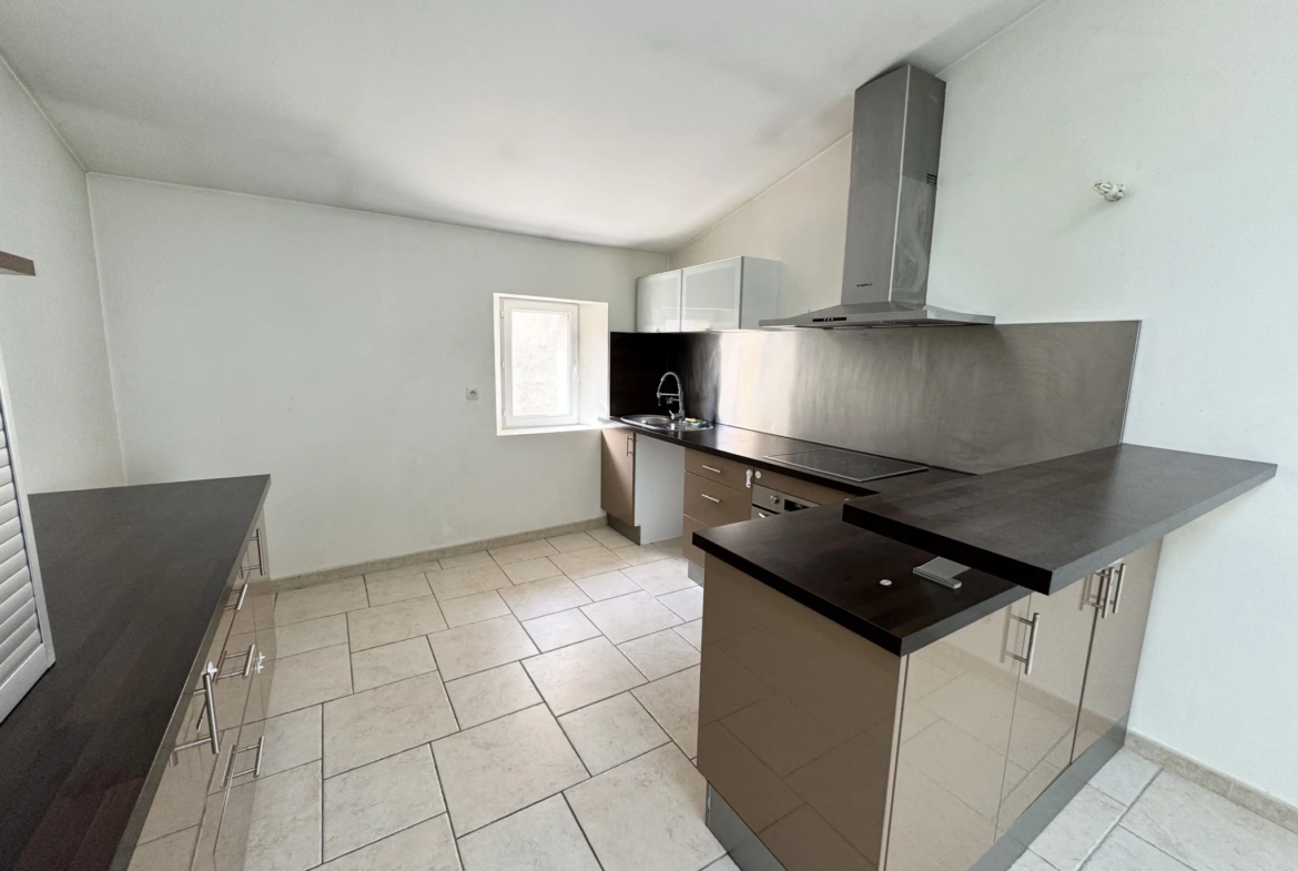 Charmant appartement de 74 m² à vendre à Flassans-sur-Issole 