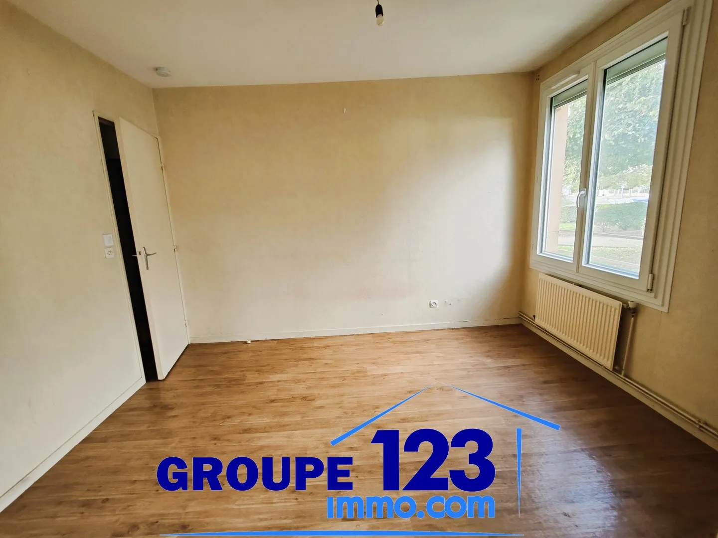 Appartement lumineux en rez-de-chaussée à Migennes 