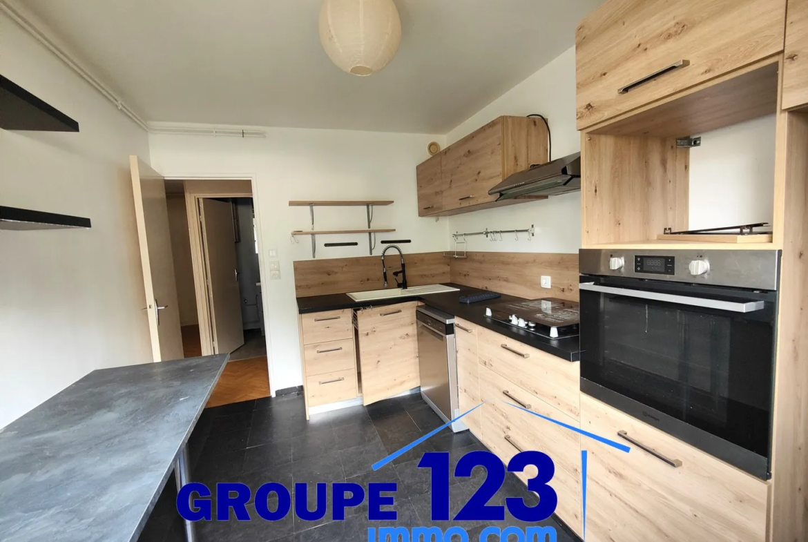 Appartement lumineux en rez-de-chaussée à Migennes 